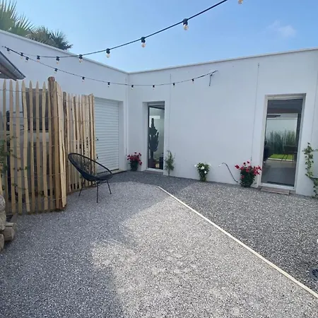 Easy Cles- Center 3 Bedrooms Ac *